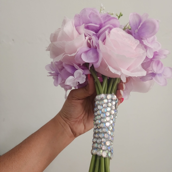 Maid of Honor Small Bouquet - Picture 3 of 4